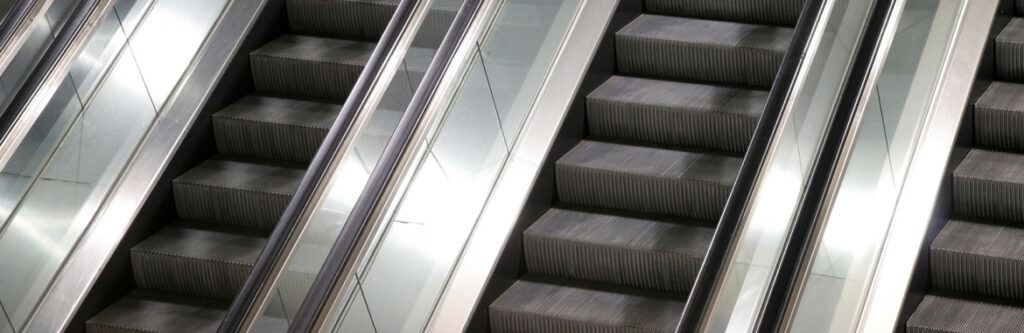 ESCALATOR CLEANING